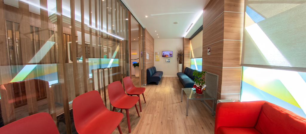 Clinica Dental Mónica Valenzuela, dentista en León,  ás de dos décadas de experiencia.